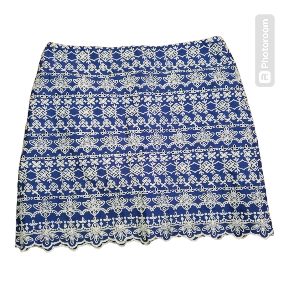 💕Loft embroidered mini‎ skirt